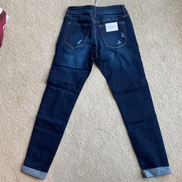 NWT KanCan Distressed Skinny Jeans Size 26/5 - Picture 2 of 12